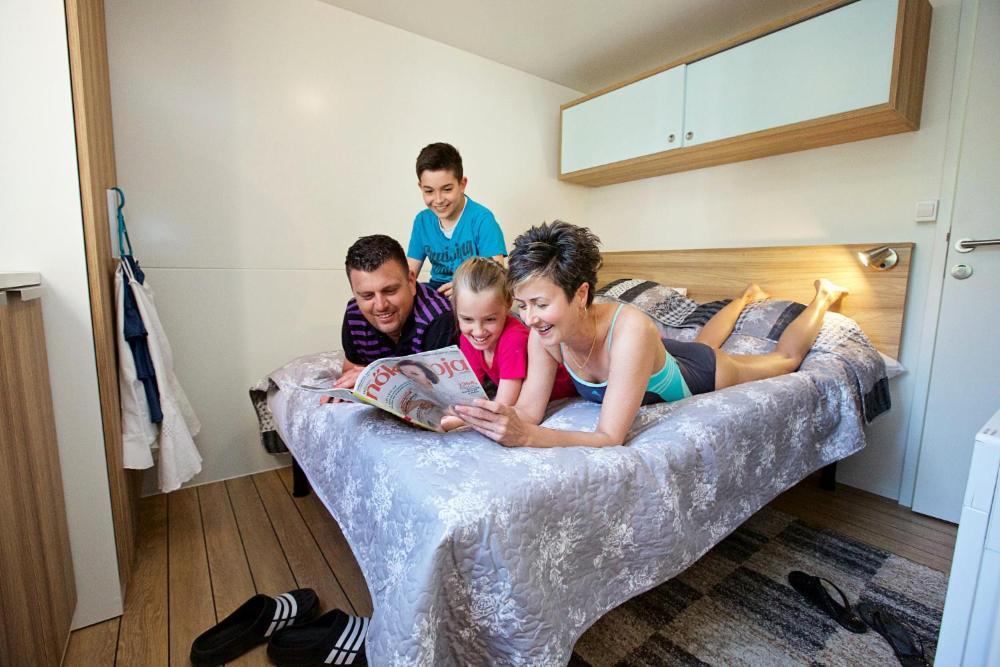 Hungarospa Thermal Camping Mobilhaz Hajduszoboszlo Bagian luar foto