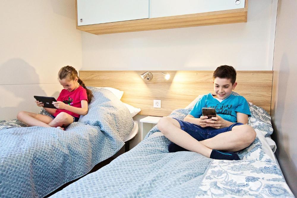 Hungarospa Thermal Camping Mobilhaz Hajduszoboszlo Bagian luar foto